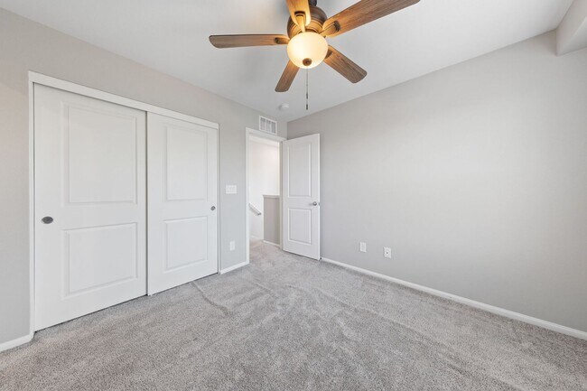 Building Photo - Modern 3-Bedroom + Loft Near VA Hospital