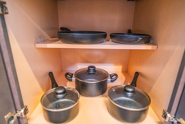 Building Photo - 6610 N 93rd Ave