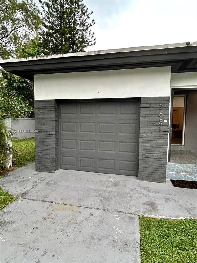 Building Photo - 2631 Roosevelt St