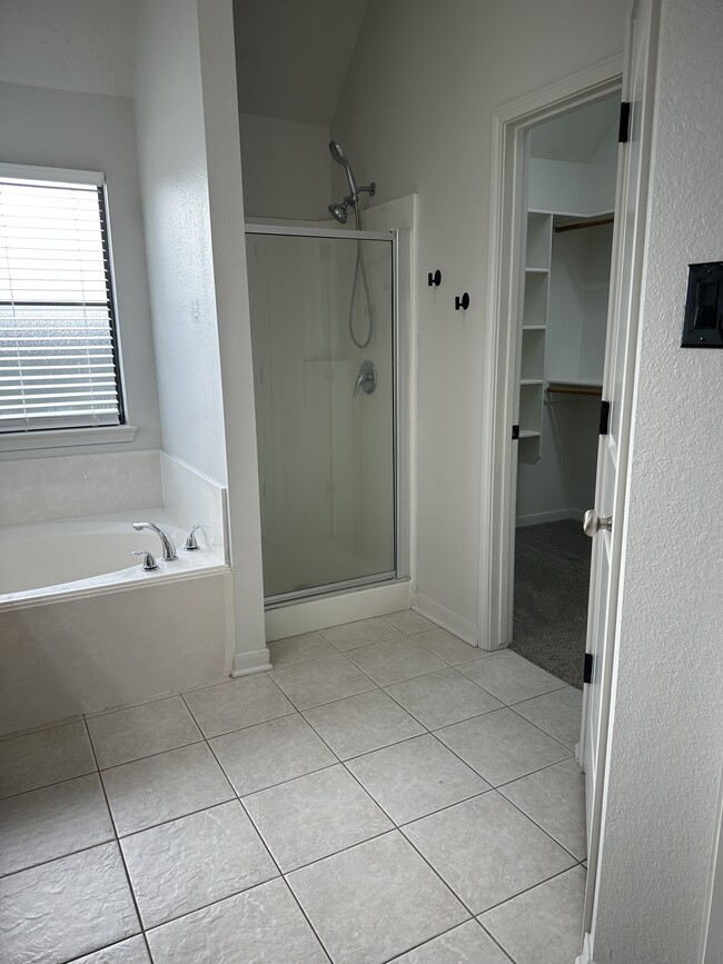 Building Photo - 3908 Pawnee Creek Ct