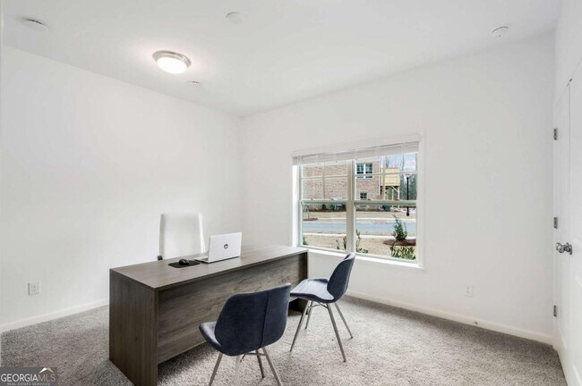 Building Photo - 4060 Pierson Trce