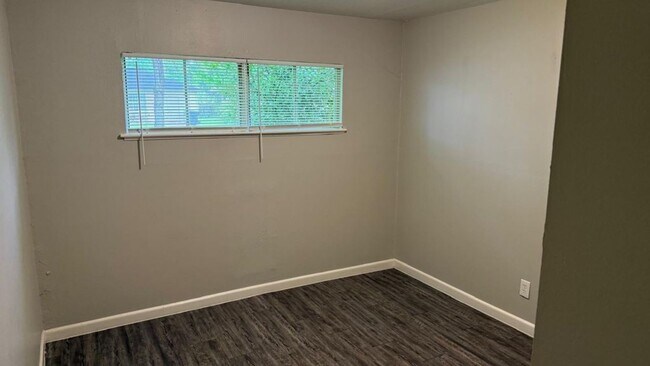 Building Photo - 5743 Beldart St