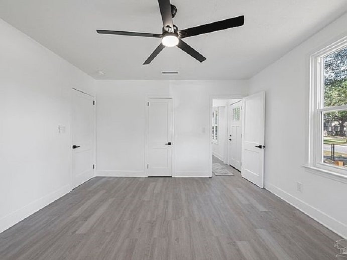 Building Photo - 908 E Lee St