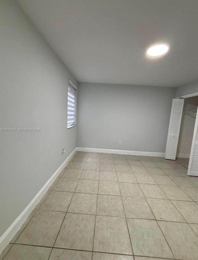 Building Photo - 1152 NW 3rd St