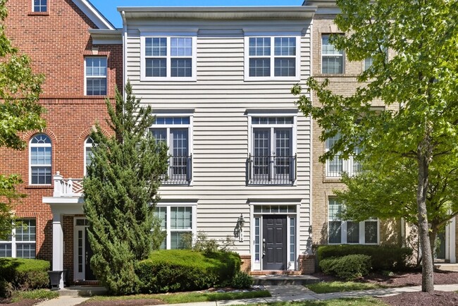 Primary Photo - 613 Spectator Ave