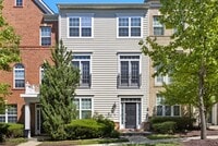 Building Photo - 613 Spectator Ave
