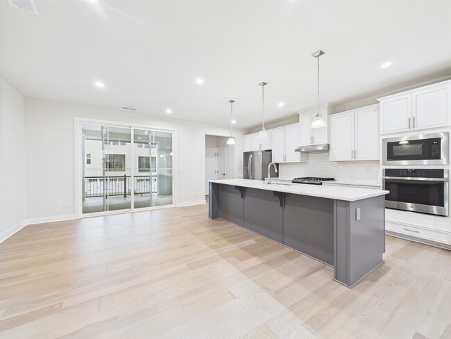 Building Photo - 1416 Bridgeford Dr NW