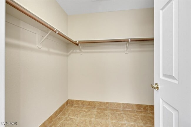 Building Photo - 234 Innsdale Ct