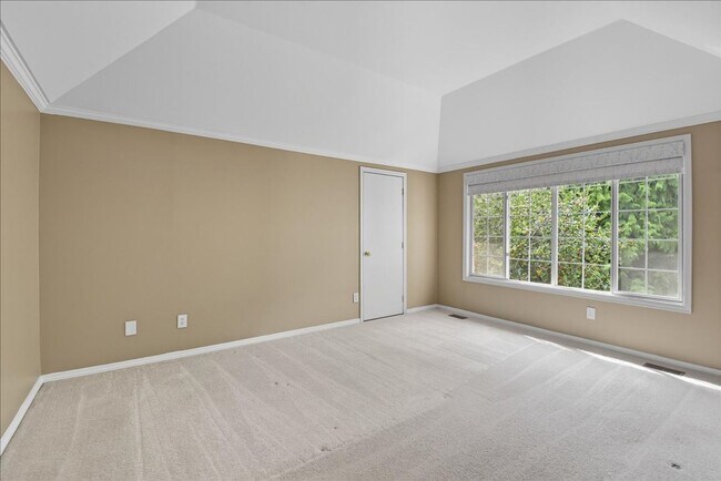 Building Photo - 4bd/2.5ba Woodinville House