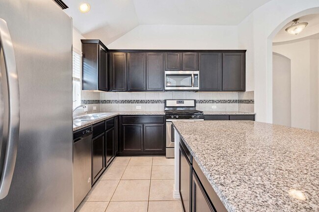 Building Photo - Newly Built 3 Bedroom, 2 Bath Home in Aval...