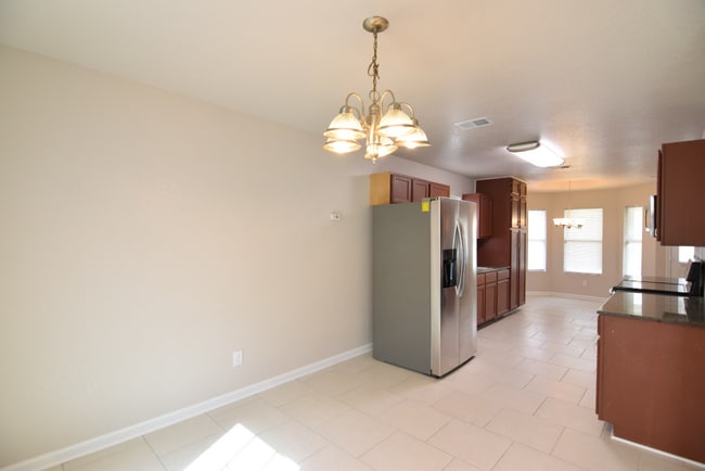 Building Photo - 4507 Hank Dr