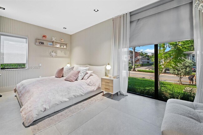 Building Photo - 655 Layne Blvd