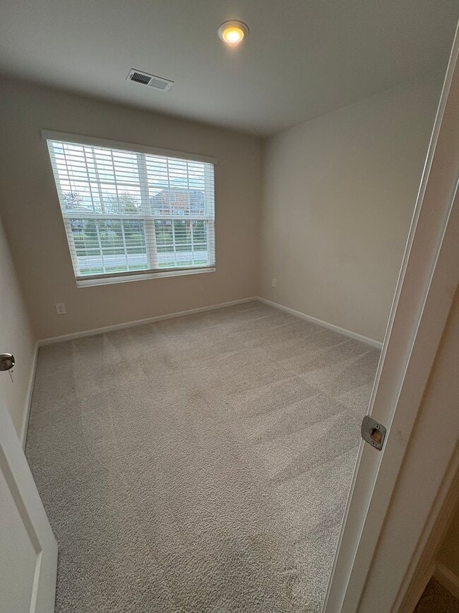 Building Photo - 408 Couchell Pl