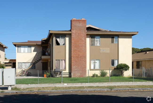 Building Photo - 4830 Terrace Ave