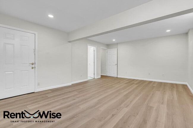 Building Photo - 5510 Plumas Ave