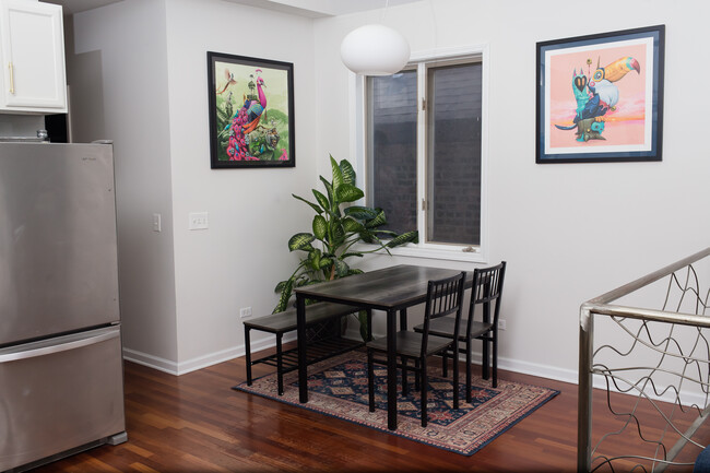 Dining Area - 1915 S Racine Ave