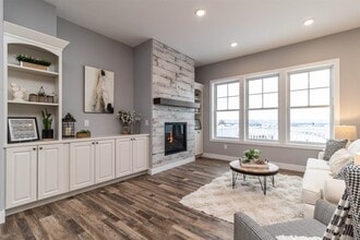 Building Photo - 805 28th St NW