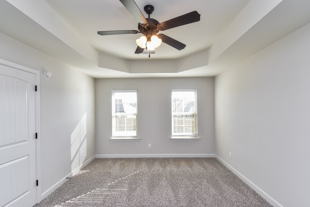 Building Photo - 3555 Sabra Ln