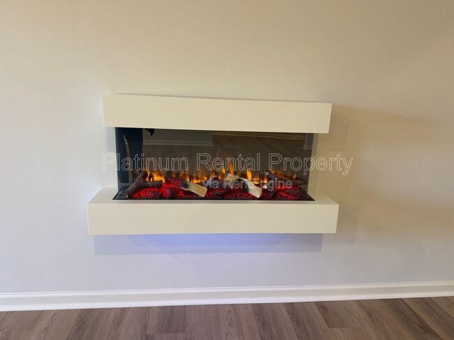 Building Photo - 46 Rustin Rdg