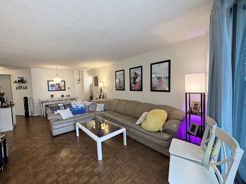 Building Photo - 19 Winchester St