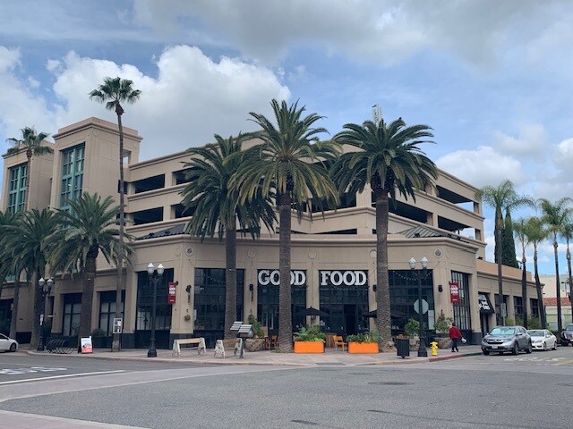 Building Photo - 435 W Center Street Promenade