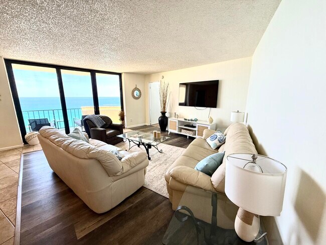 Building Photo - 2800 N Ocean Dr
