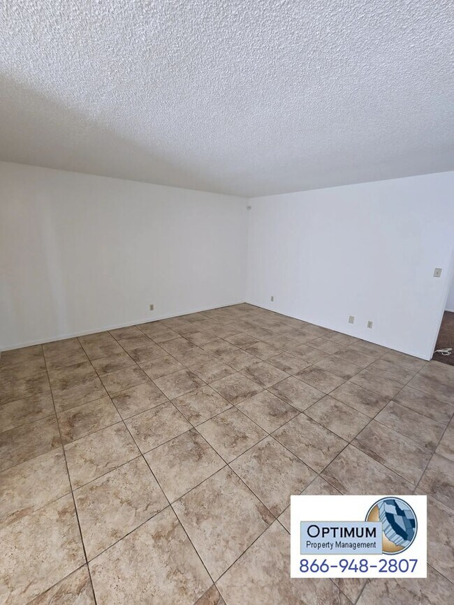 Building Photo - 15740 Serrano Rd