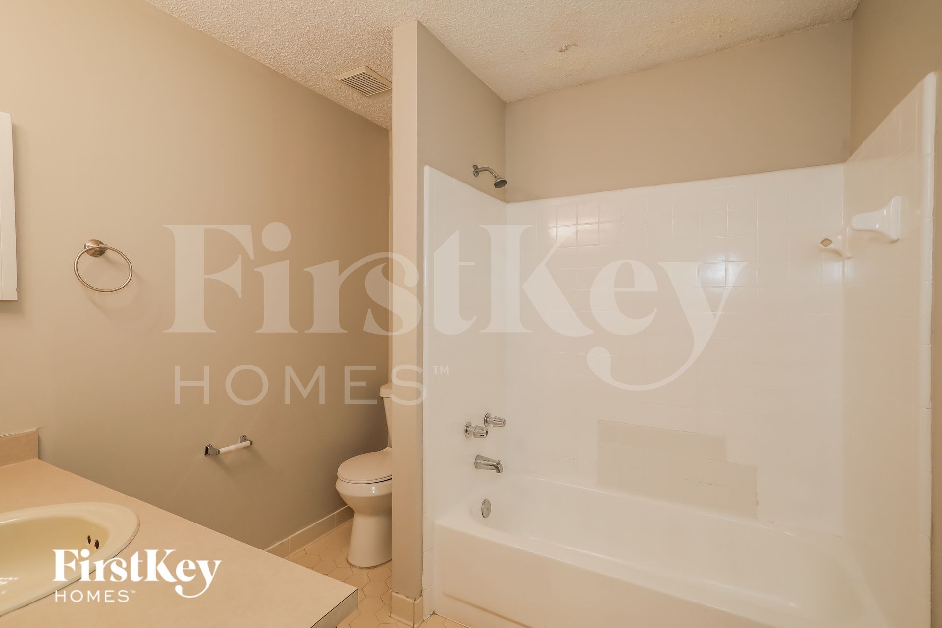 Building Photo - 2244 Felucca Dr