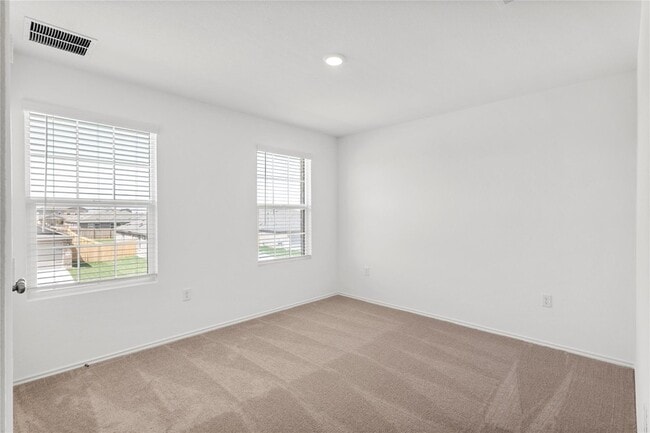 Building Photo - 114 Miglia St