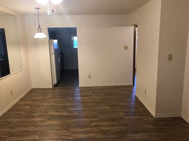 Building Photo - 6064 Bedford Dr