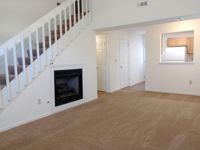 Building Photo - 2416 Calder Ct