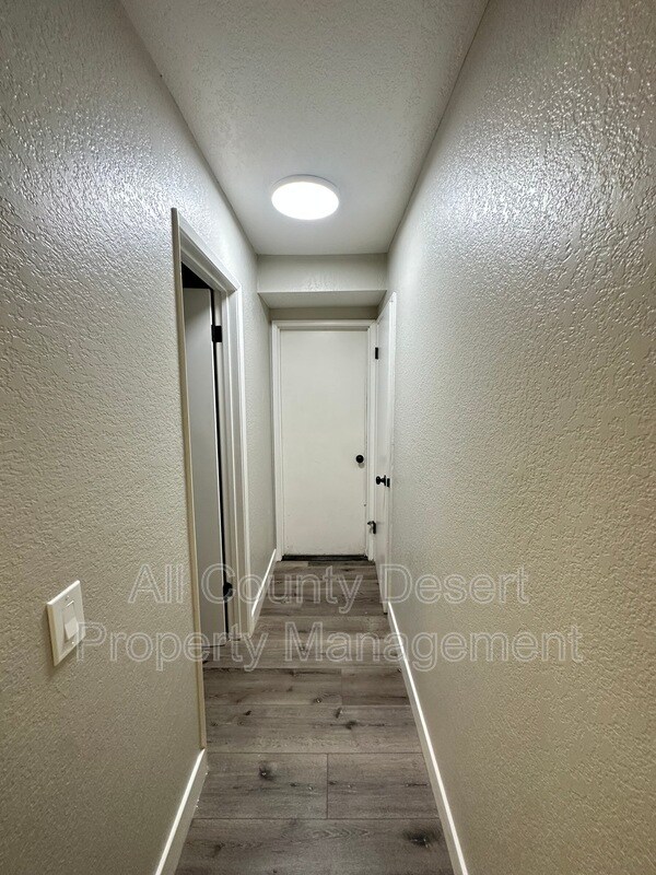 Building Photo - 74621 Shadow Hills Rd