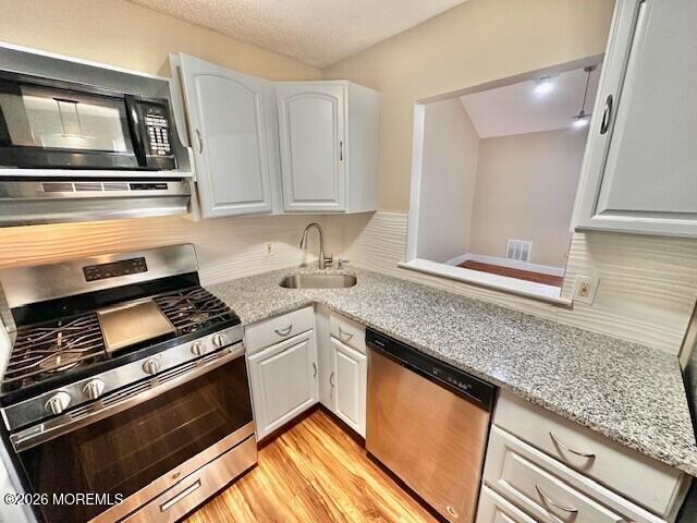 Building Photo - 211 Sunshine Ct