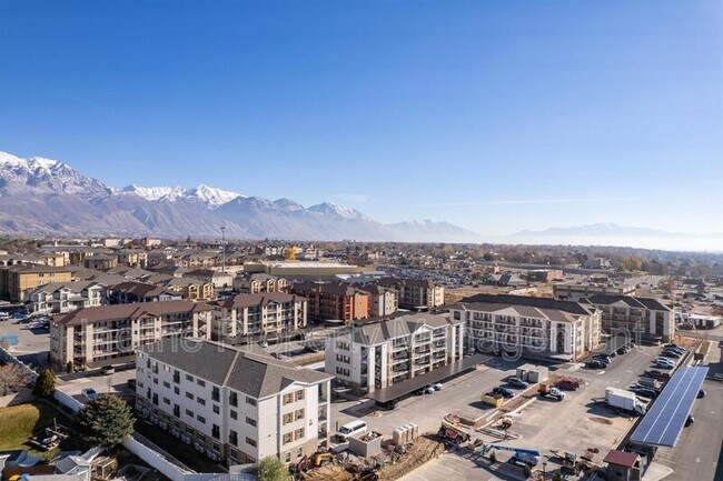 Building Photo - 1140 W 950 N