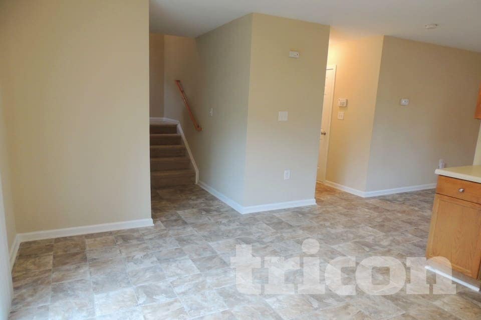 Building Photo - 5110 Grays Ridge Dr