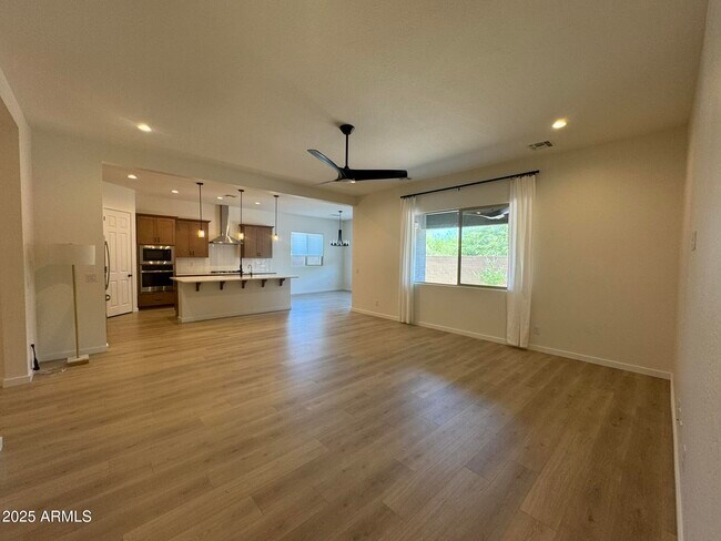Building Photo - 4808 W Stargazer Pl