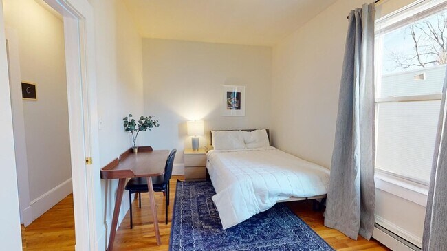 Building Photo - 11 Elder St