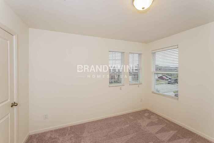 Building Photo - 2556 Sanders Crk Rd