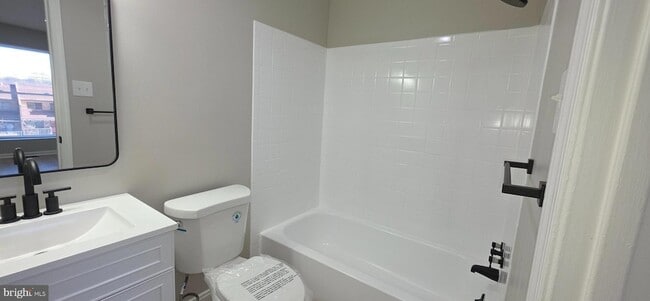 Building Photo - 3114 Banneker Dr NE