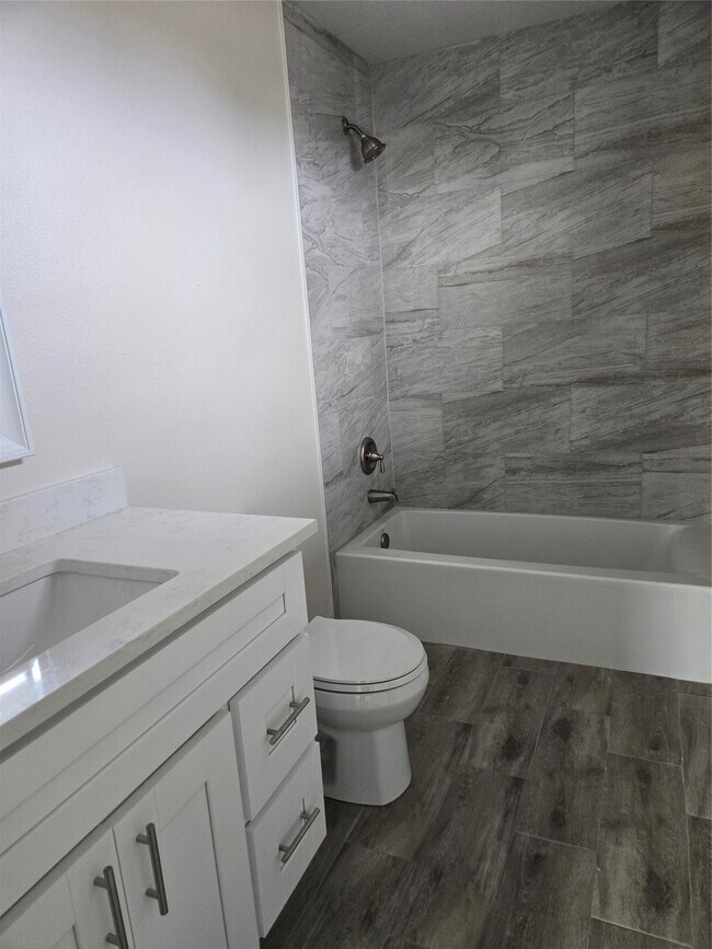 Building Photo - 2724 Avenue D