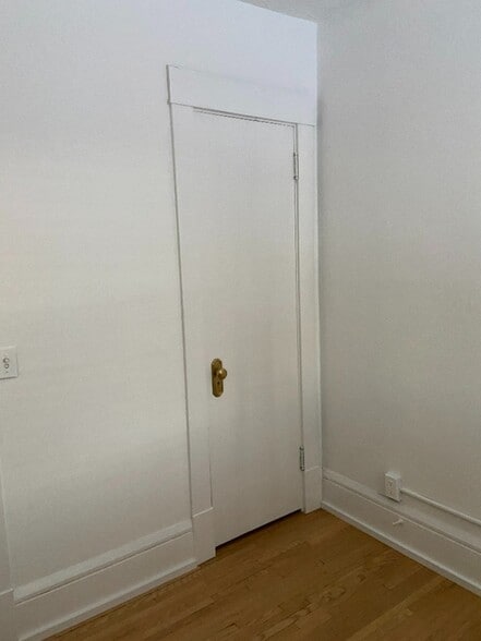 bedroom 2 closet - 1517 Portland Ave
