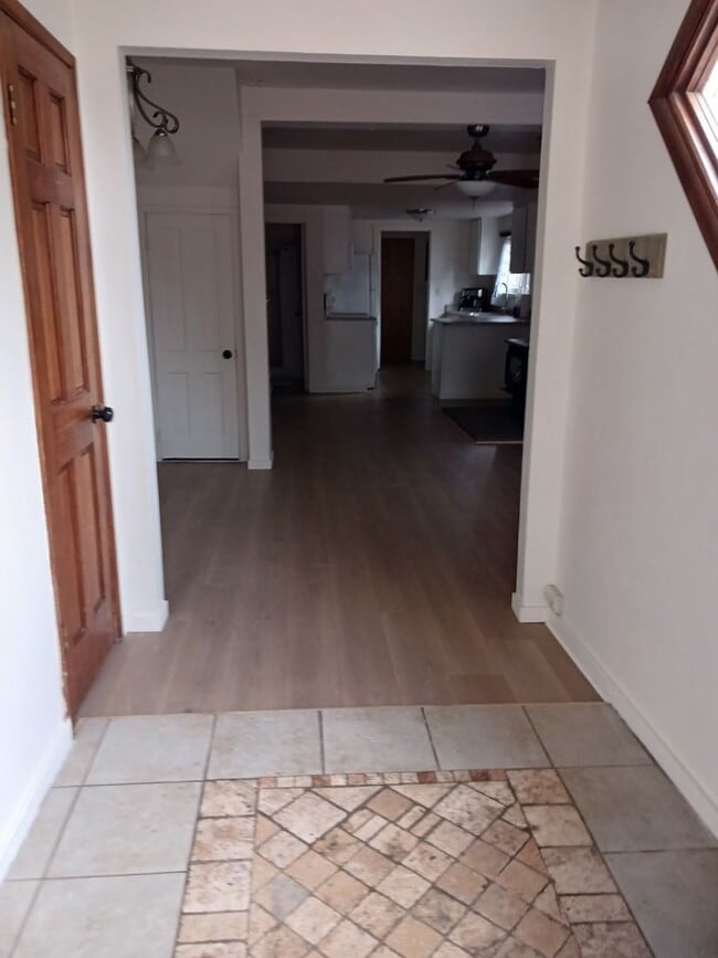 Building Photo - 508 NW C St