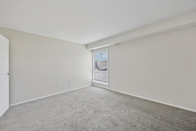 Building Photo - 1760 Tomlinson Rd