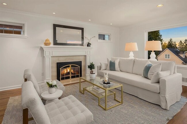 Building Photo - Laurelhurst View Home