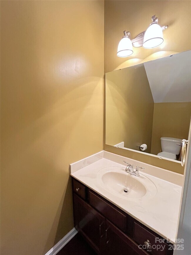 Building Photo - 432 Winecoff Woods Dr NW