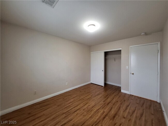 Building Photo - 21 Harbor Pines Ct