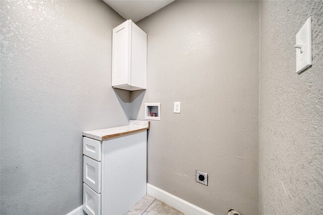 Building Photo - 365 Audrey Ln