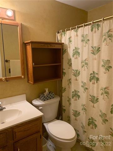 Building Photo - 19909 Henderson Rd