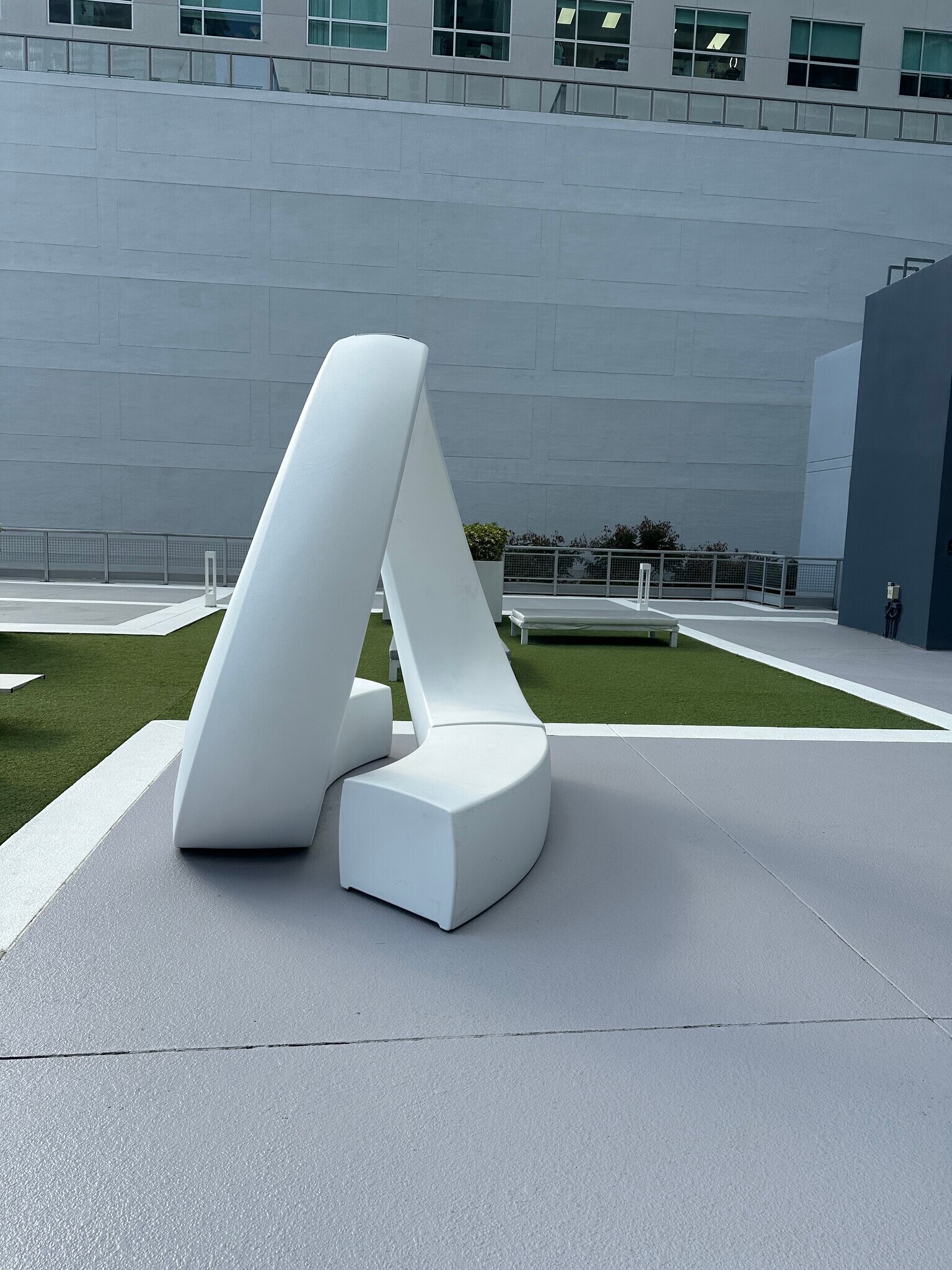 Building Photo - 690 SW 1st Ct