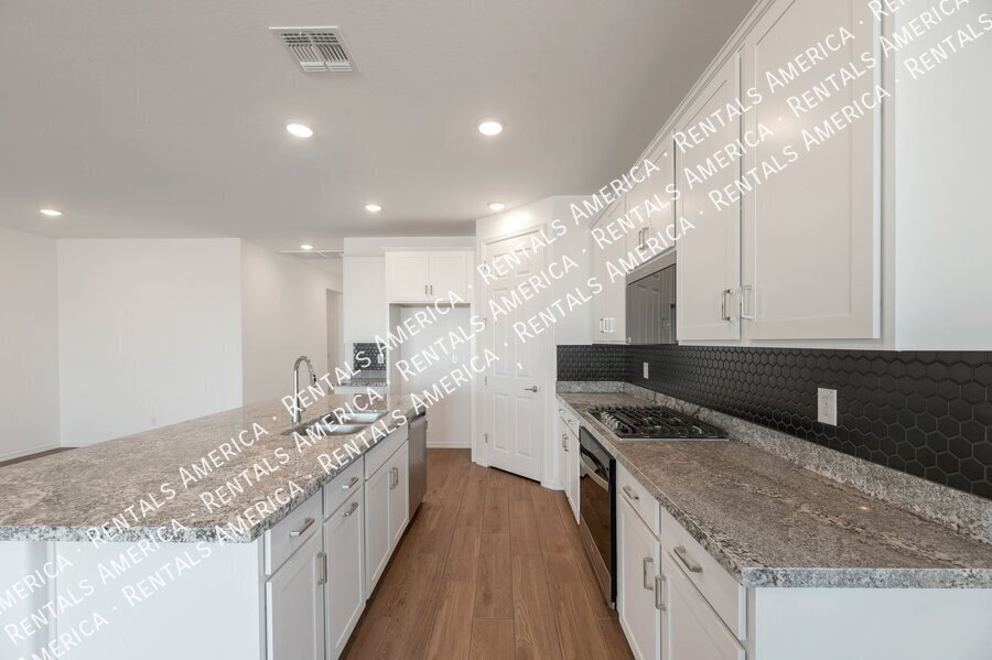 Building Photo - 26628 S 230th St